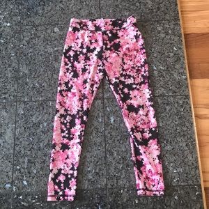 Black and pink star leggings, from justice, size 7